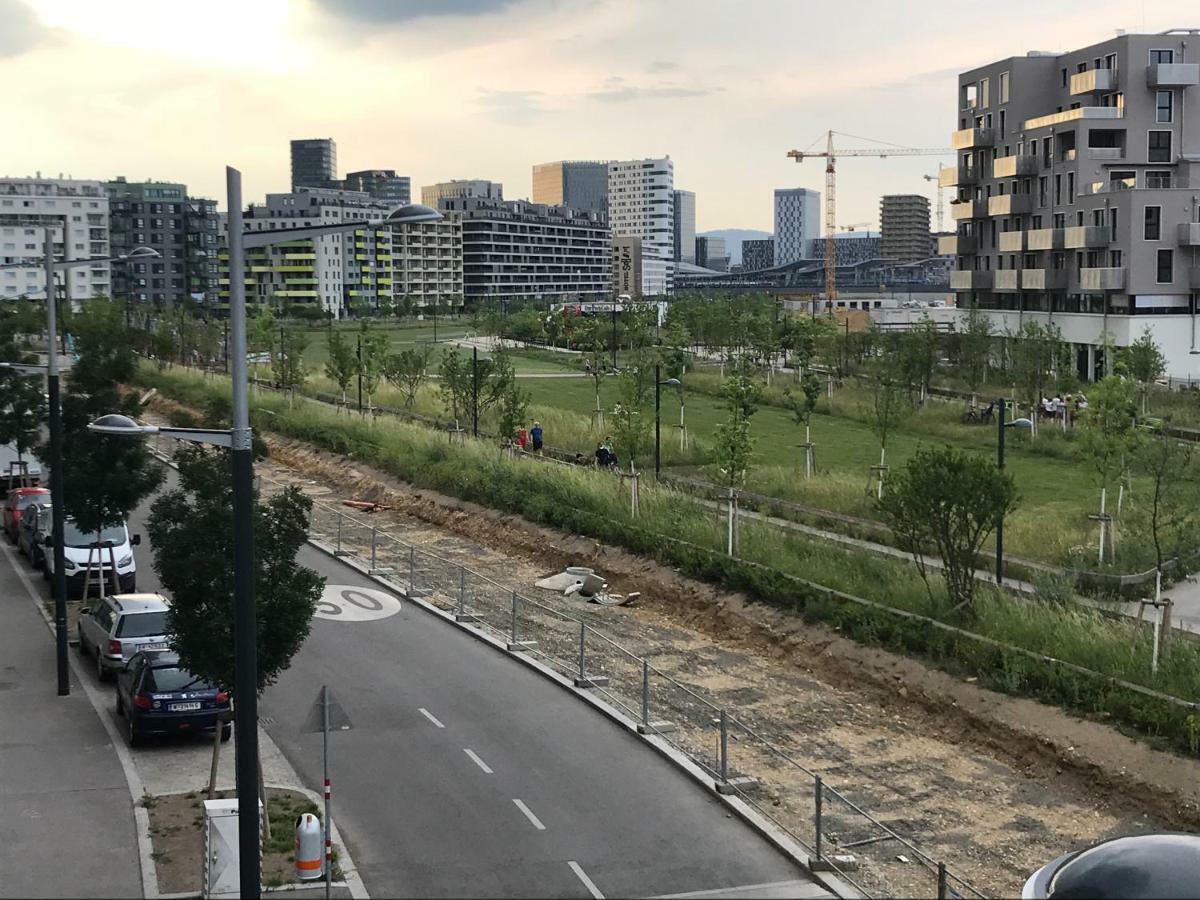 Park Hauptbahnhof 12/14 Wien